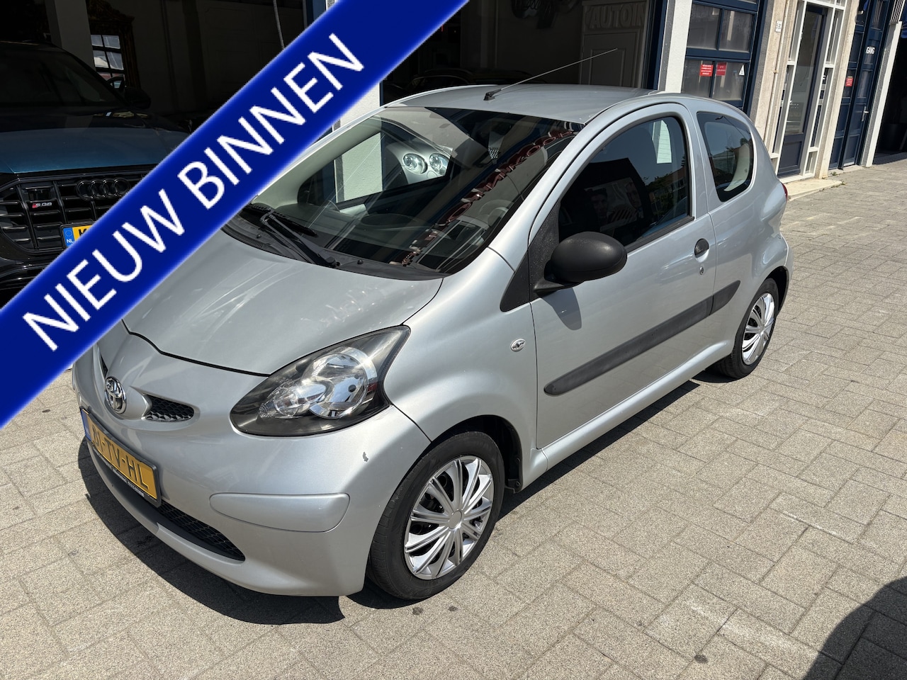 Toyota Aygo - 1.0-12V NW APK 06-2027 - AutoWereld.nl