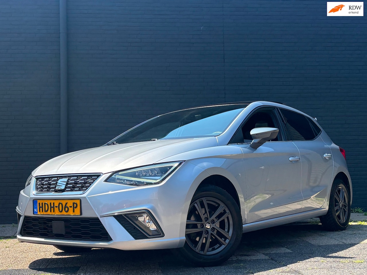 SEAT Ibiza - 1.0 TSI FR Business Intense | Pano - AutoWereld.nl