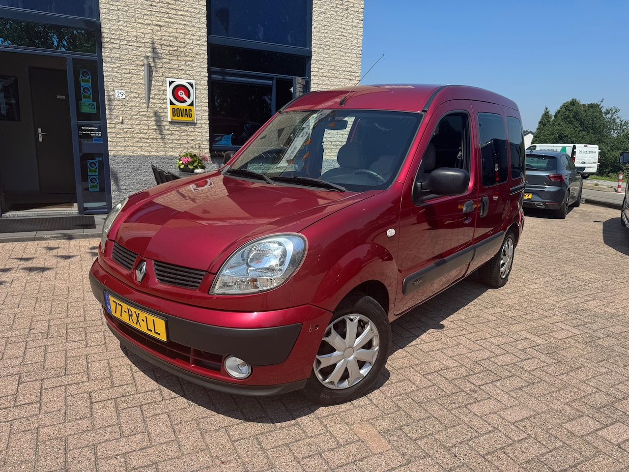 Renault Kangoo - 1.6-16V Kaleido- 5pers- ruim en degelijk - AutoWereld.nl