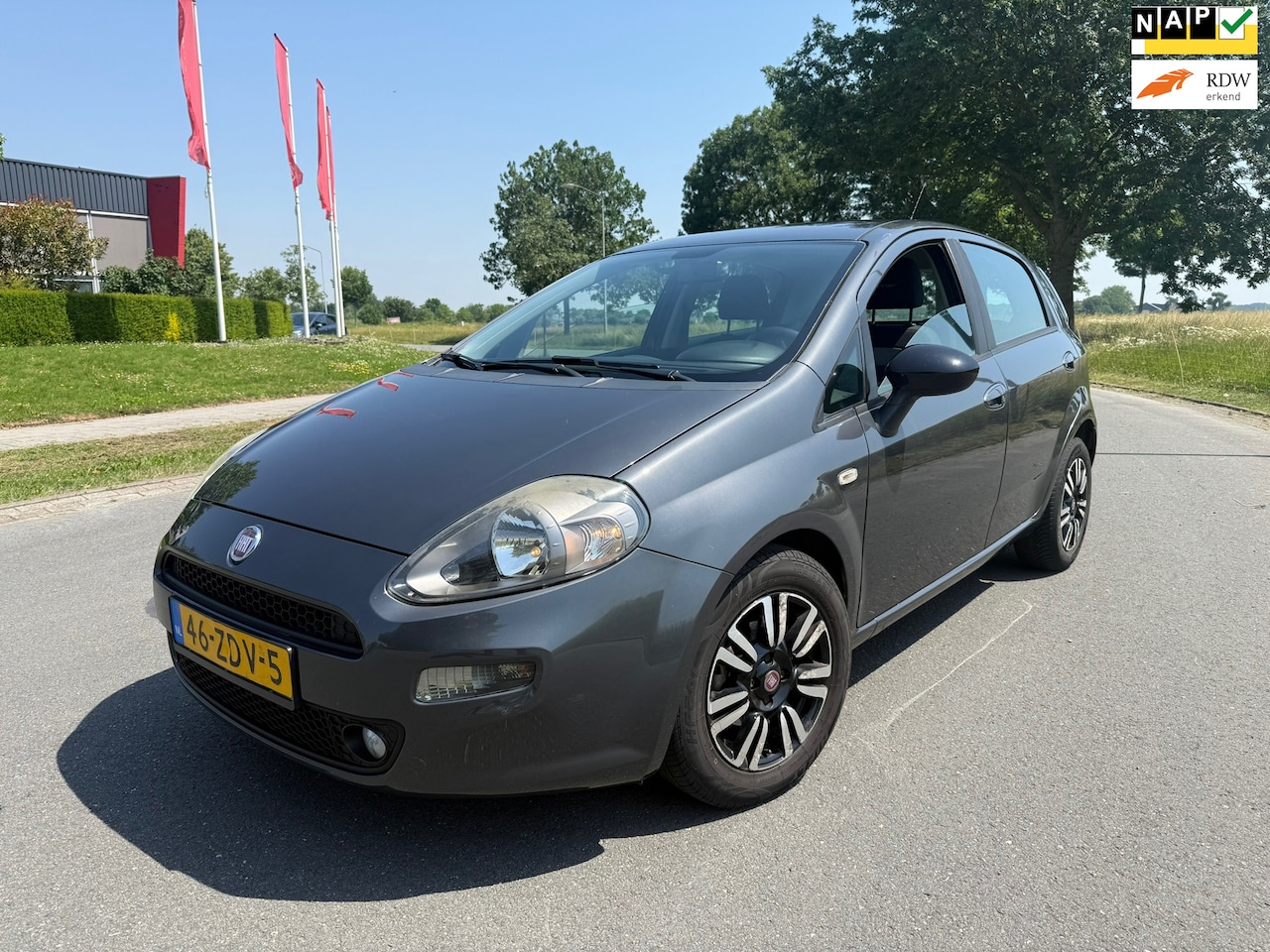 Fiat Punto Evo - 0.9 TwinAir Pop NAP/CLIMA/APK 6-2027 - AutoWereld.nl
