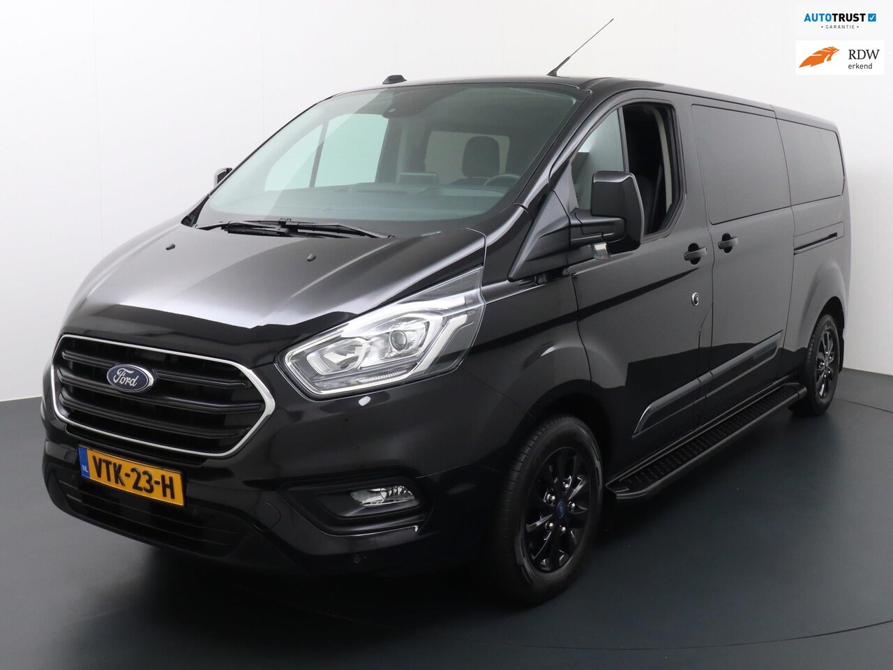 Ford Transit Custom - 320 2.0 TDCI L2H1 Platinum Edition DC Automaat !!! - AutoWereld.nl
