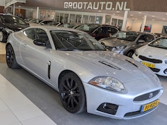 Jaguar XKR - 4.2 V8 Coupé Automaat Supercharged 417PK Youngtimer, Airco, Cruise control, Stoelverwarmin