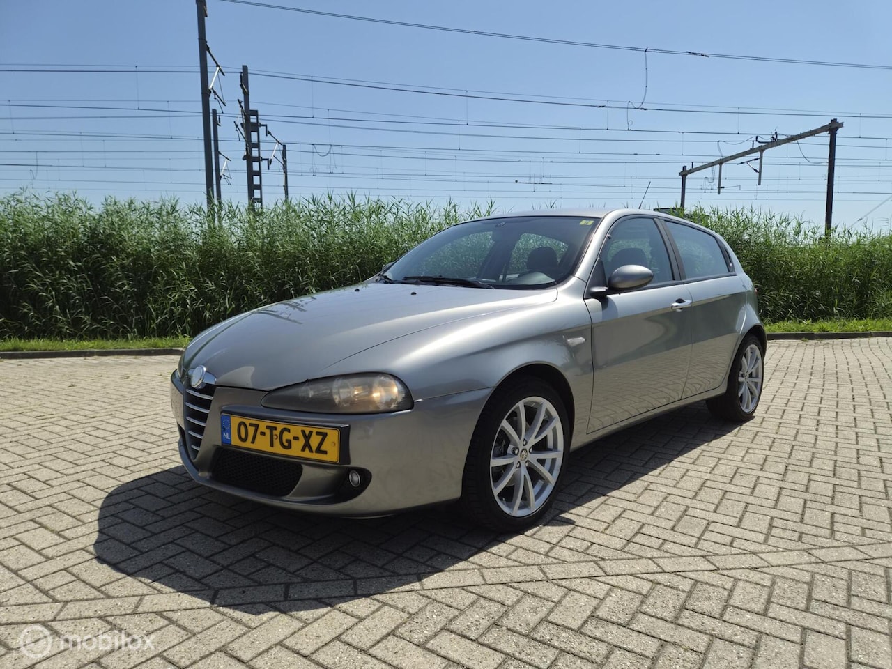 Alfa Romeo 147 - 2.0 T.Spark Collezione NIEUWE APK/AIRCO KOUD - AutoWereld.nl