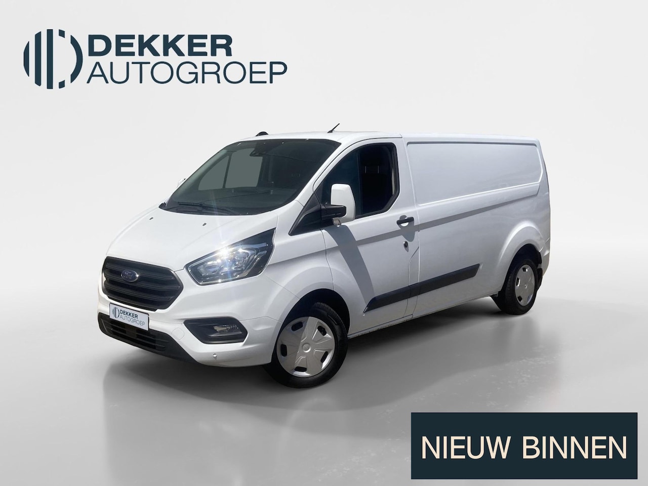 Ford Transit Custom - 300 2.0 TDCI 130 pk Automaat L2H1 Trend Trekhaak - Laadruimtebescherming - Apple Carplay/A - AutoWereld.nl
