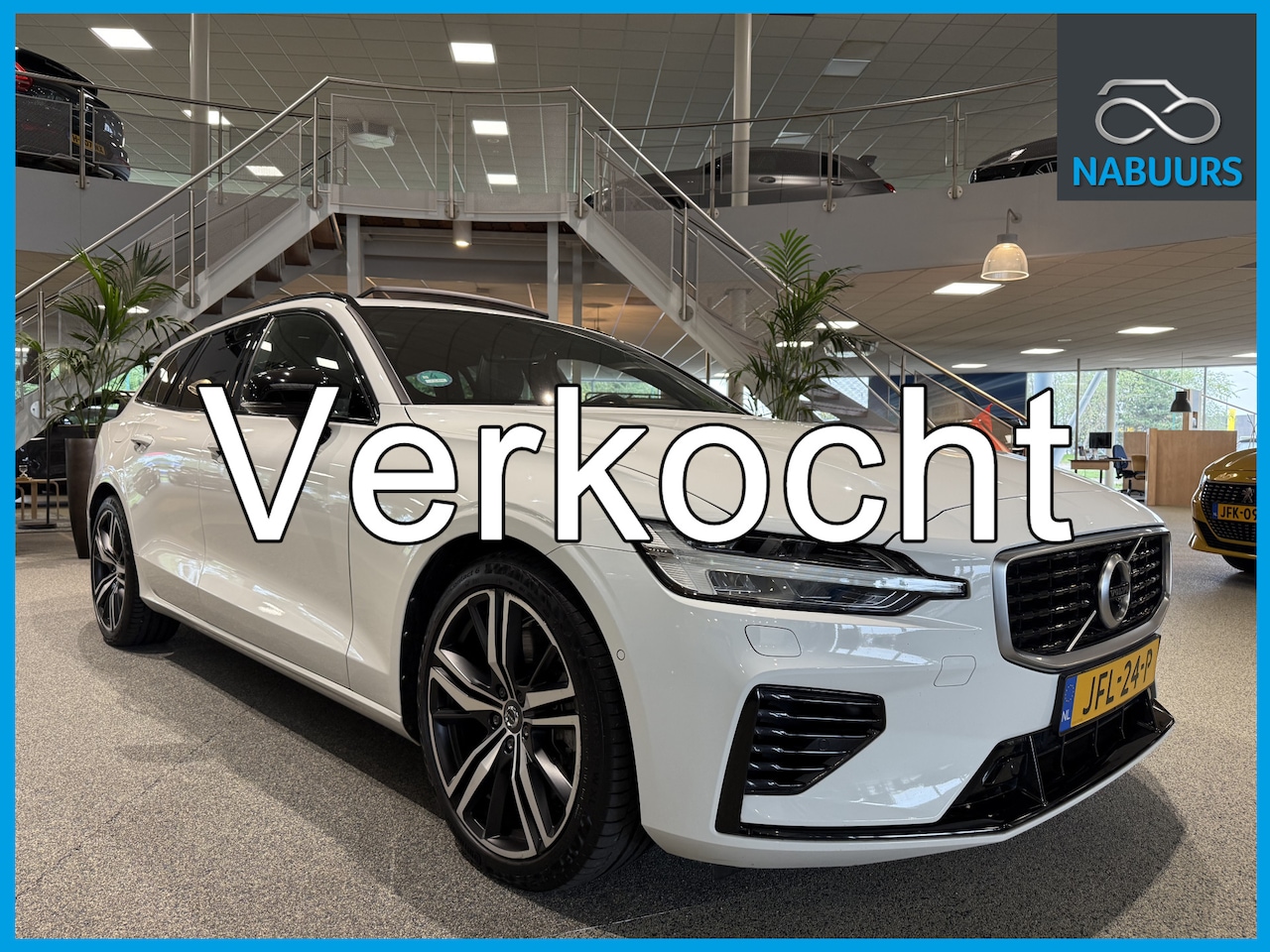 Volvo V60 - 2.0 T8 AWD R-Design, Pano, 360cam, H/K, Pilot assist, Memory, HUD - AutoWereld.nl