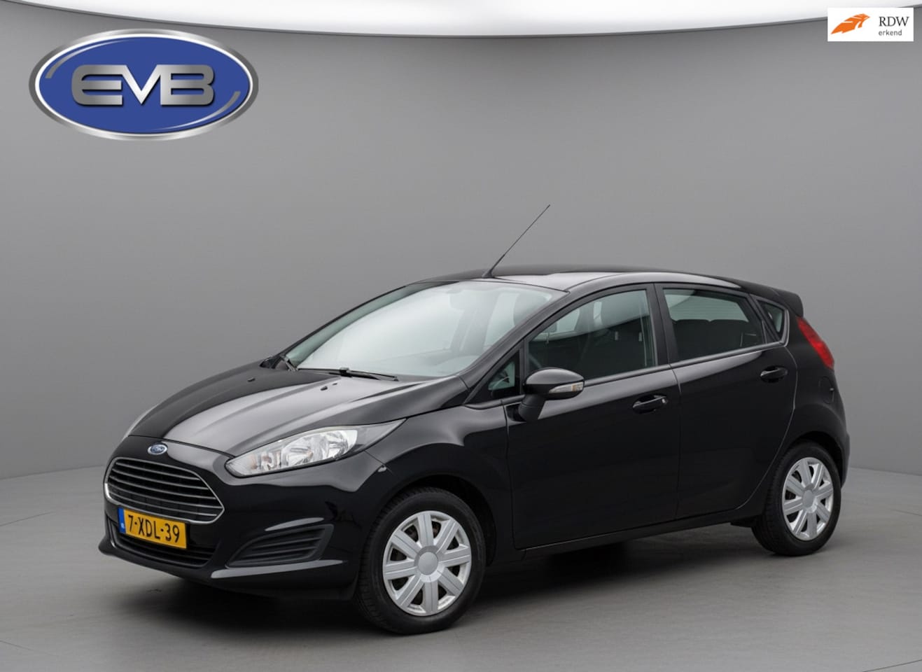 Ford Fiesta - 1.0 Style 1.0 Style, 5 deurs, airco, cruise controle,trekhaak - AutoWereld.nl