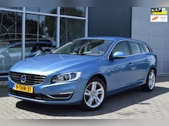 Volvo V60 - 2.4 D6 AWD Plug-In Hybrid Summum | Adaptive Cruise | Spoorassistent | APK 6-2027