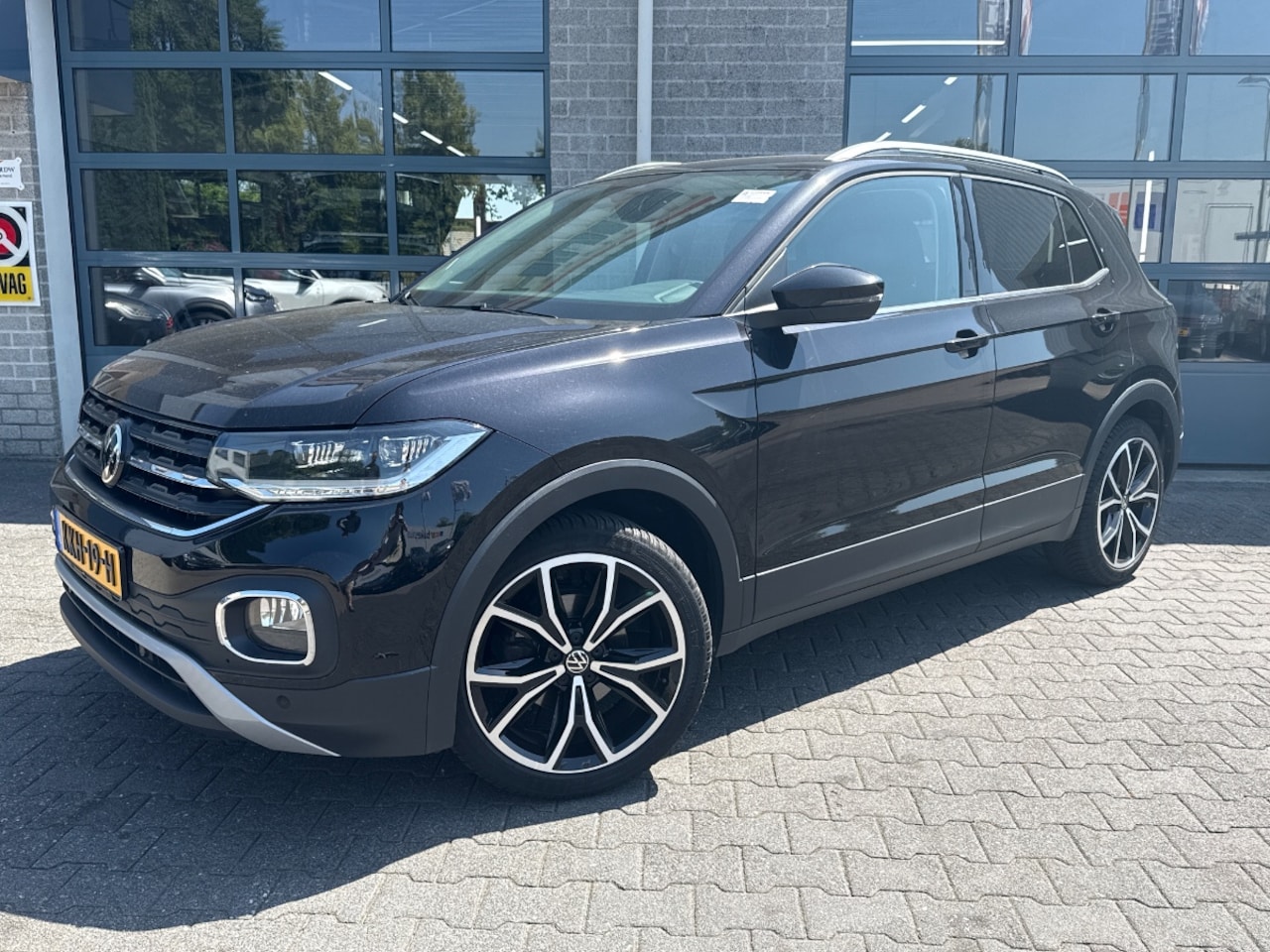 Volkswagen T-Cross - 1.0 TSI STYLE |LED|CAMERA|WINTERPAKKET|COCKPIT| - AutoWereld.nl