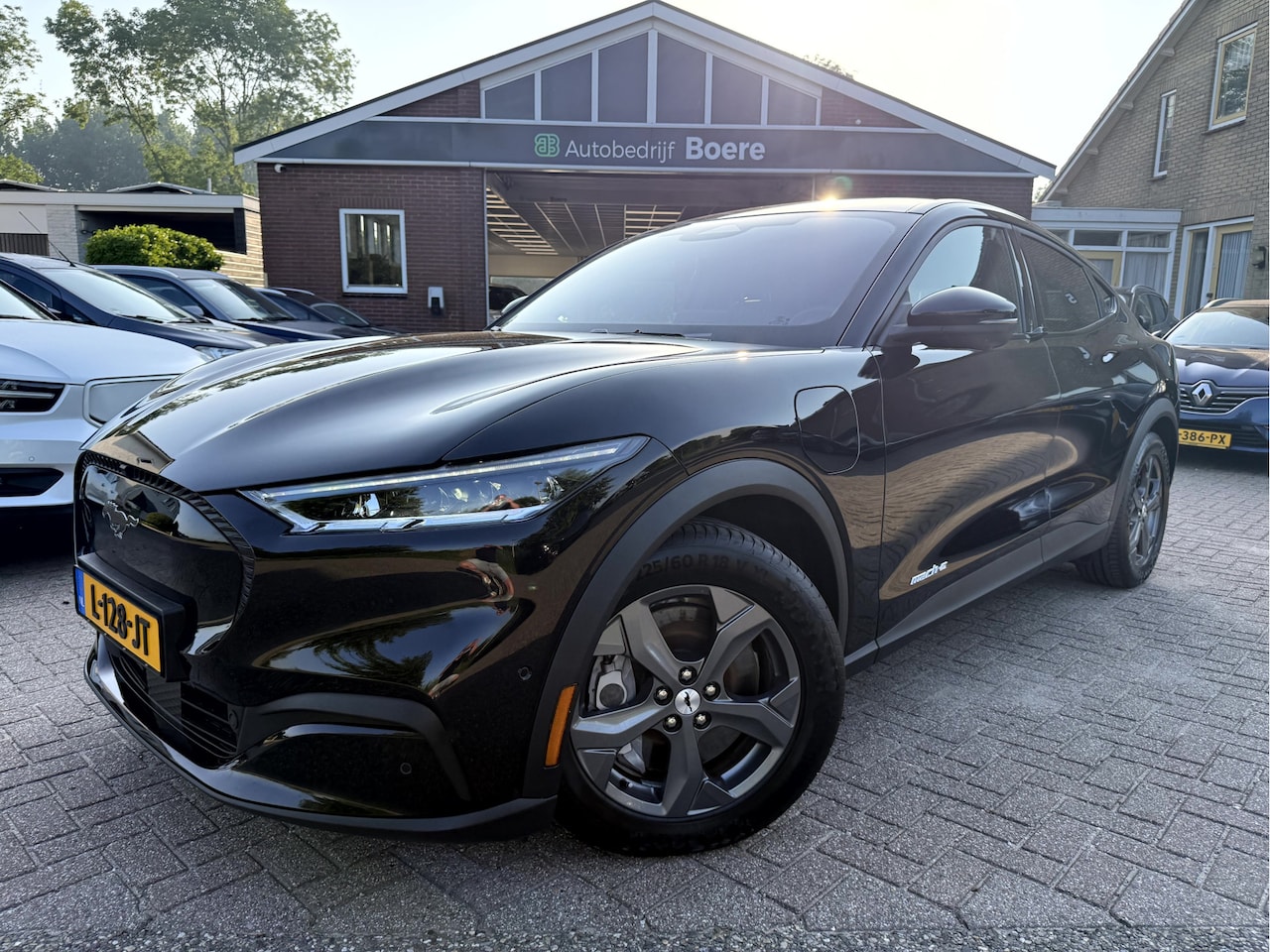 Ford Mustang Mach-E - RWD 75 kWh SOH 91.6% Leer, Camera, Stoel/Stuur Verwarming, Adap.Cruise - AutoWereld.nl