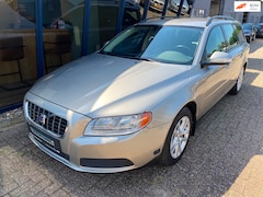 Volvo V70 - 2.5T Kinetic LPG G3 / TREKHAAK / YOUNGTIMER