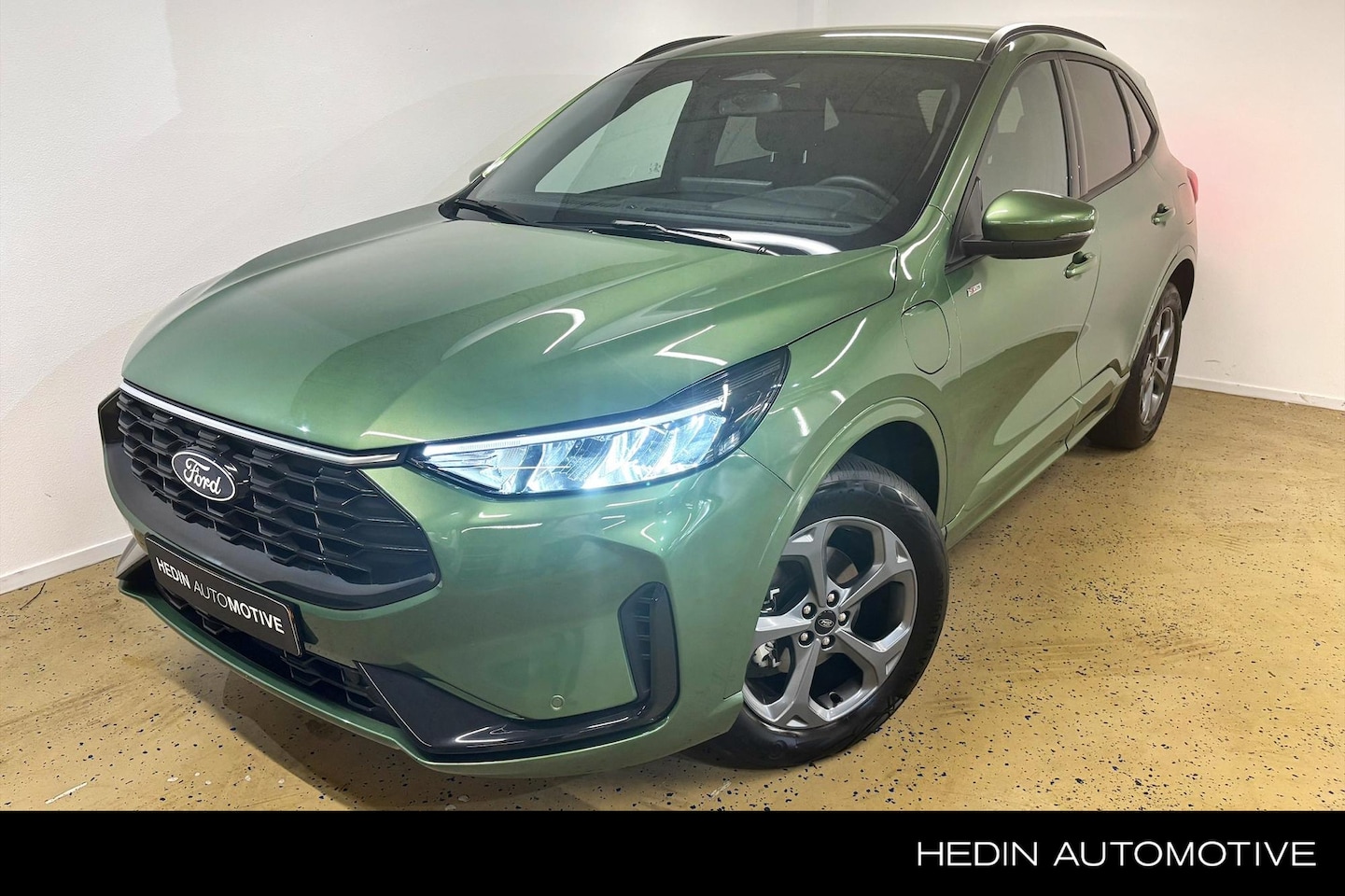 Ford Kuga - 2.5 PHEV ST-Line Winter Pack - AutoWereld.nl