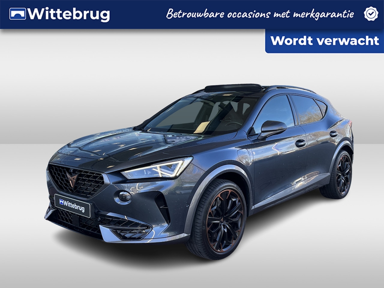 CUPRA Formentor - 1.4 e-Hybrid VZ Black Edition / Panorama dak / Leder / Memory / 360 Camera / Stoel & Stuur - AutoWereld.nl