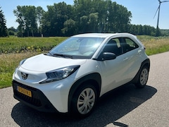 Toyota Aygo X - 1.0 VVT-i MT Play