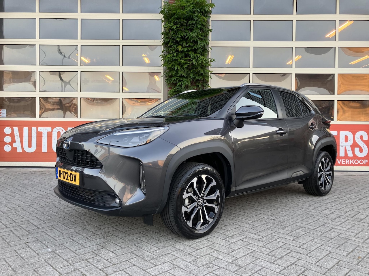 Toyota Yaris Cross - 1.5 Hybrid Dynamic | Org. NL | Trekhaak | Dealeronderhouden | Camera | Zeer netjes! | - AutoWereld.nl