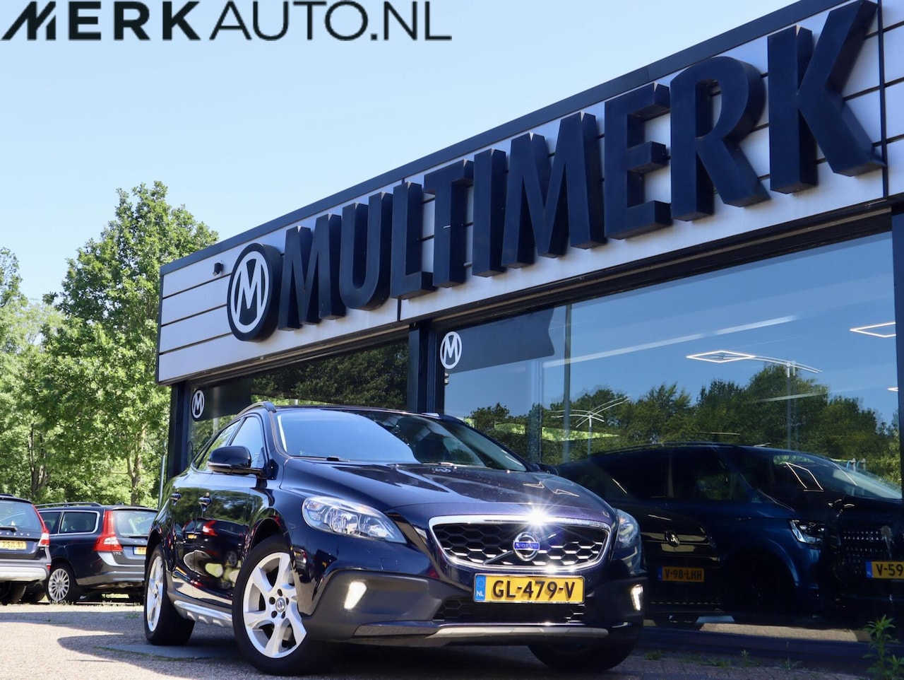 Volvo V40 Cross Country - Summum,Leder,Trekhaak,Dealer onderhouden - AutoWereld.nl