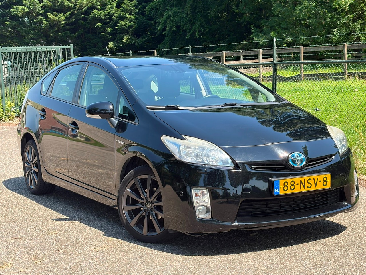 Toyota Prius - 1.8 Dynamic Business /Xenon/Navi/Camera/ - AutoWereld.nl
