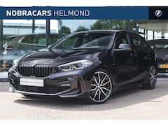 BMW 1-serie - 118i Executive M Sport Automaat / M Sportonderstel / Sportstoelen / Achteruitrijcamera / L