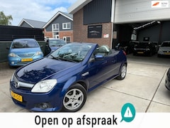 Opel Tigra TwinTop - 1.4-16V Enjoy |NIEUWE APK|AIRCO|CABRIO|BLEUTOOTH|NAVIGATIE|ZWARTE HEMEL|LM VELGEN|ZUINIG|