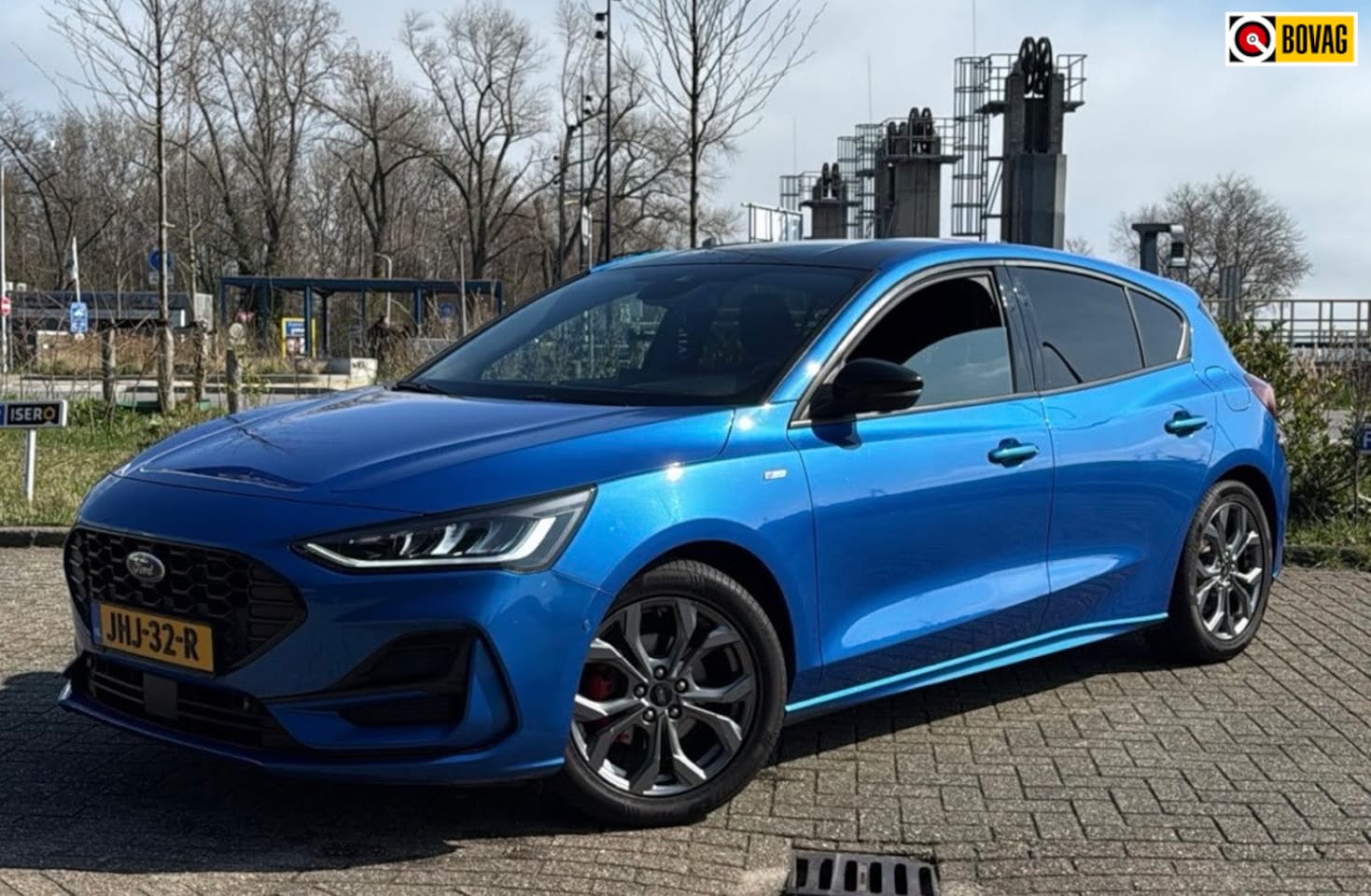 Ford Focus - 1.0 EcoBoost Hybrid ST Line Vignale vol opties! - AutoWereld.nl