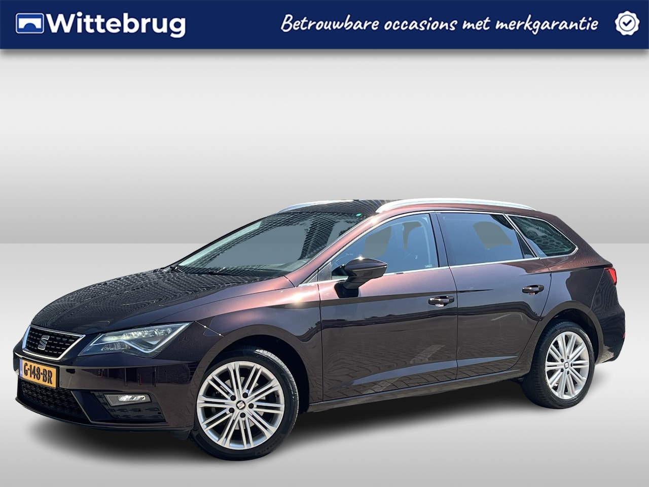 SEAT Leon ST - 1.5 TSI Xcellence Business Intense / Navigatie / App connect / Camera / Parkeersensoren V+ - AutoWereld.nl