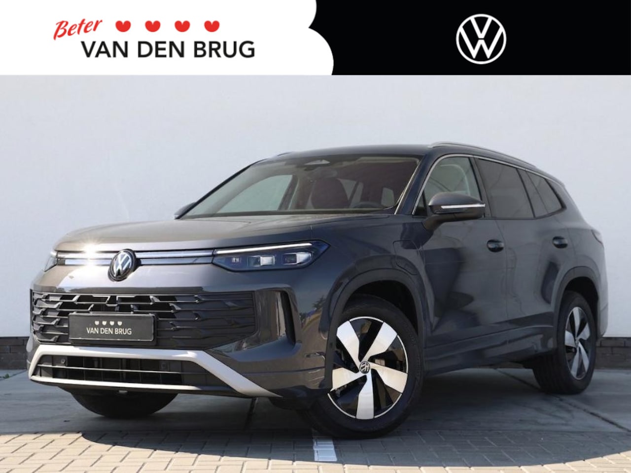 Volkswagen Tayron - 1.5 eHybrid Life Edition 204PK DSG | Led Plus | Trekhaak | App connect | Camera | Stoelver - AutoWereld.nl