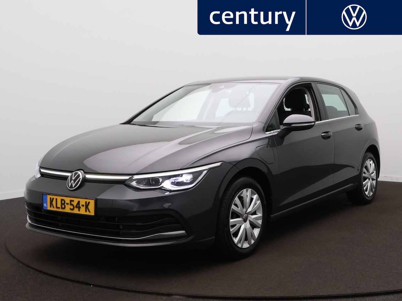 Volkswagen Golf - 1.4 eHybrid Style / Elek. Stoel / Massage / Camera / Elek. trekhaak - AutoWereld.nl