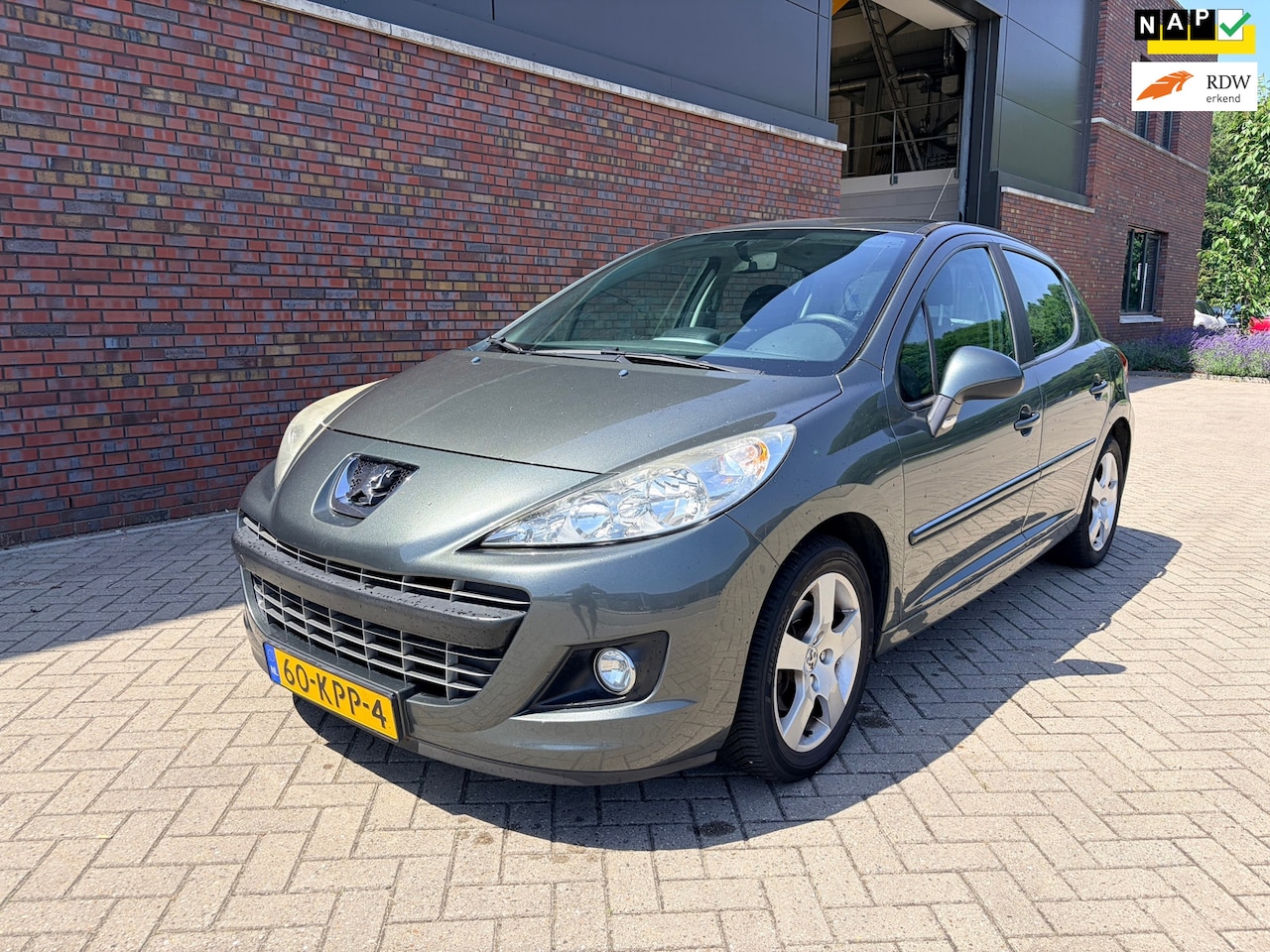 Peugeot 207 - 1.6 VTi Première 1.6 VTi Première - AutoWereld.nl