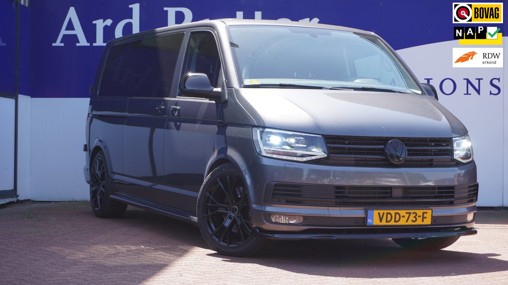Volkswagen Transporter - 2.0 TDI L2H1 DC Highline+Led+Navigatie+stoel-verw= OKT -2019+nieuwe voorbanden+nieuwe APK - AutoWereld.nl