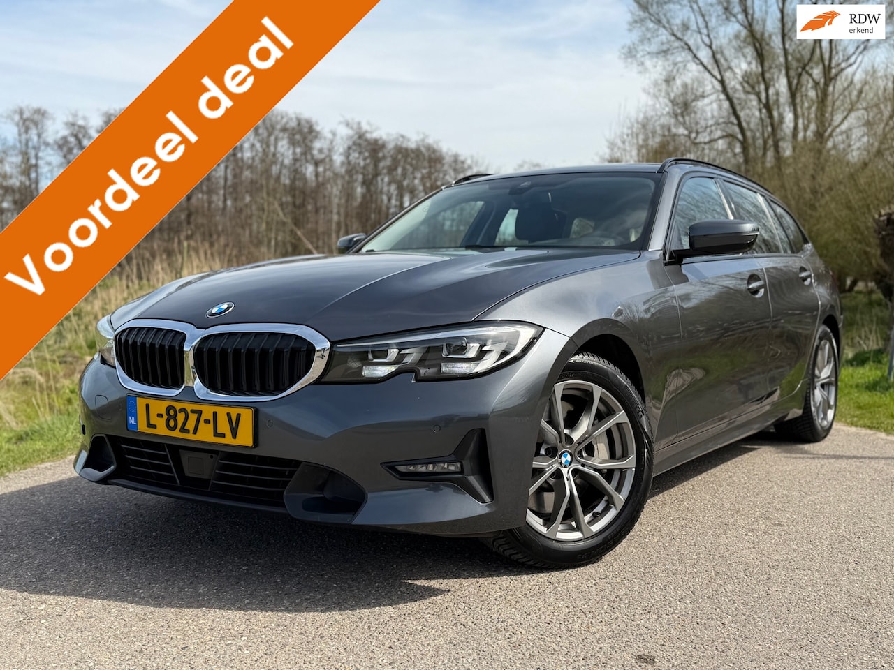 BMW 3-serie Touring - 330i High Executive / Automaat / Stoelverwarming / Navigatie / Half Leder / Goed onderhoud - AutoWereld.nl