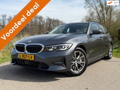 BMW 3-serie Touring - 330i High Executive / Automaat / Stoelverwarming / Navigatie / Half Leder / Goed onderhoud
