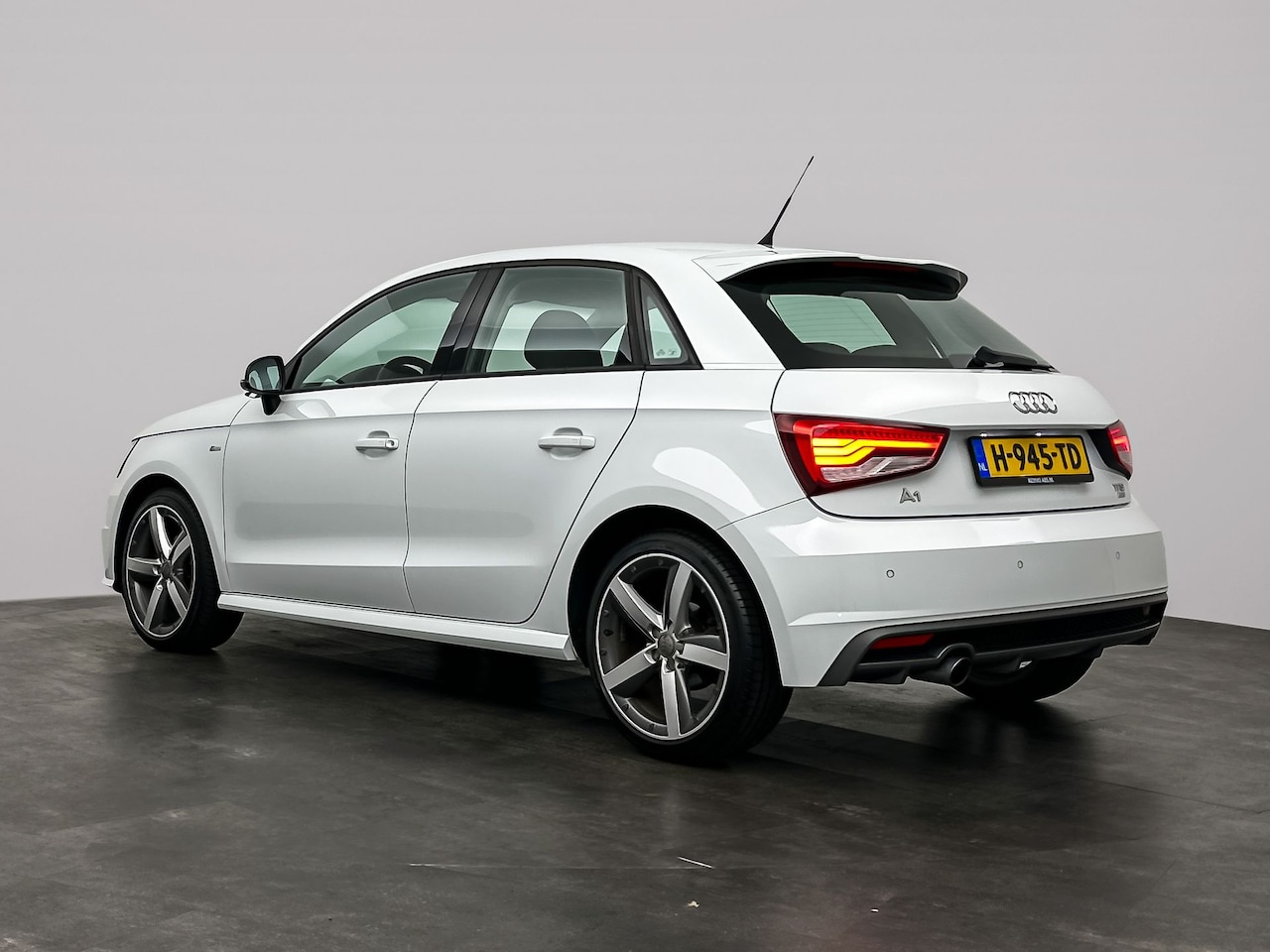 Audi A1 Sportback - 1.0 TFSI Sport Pro Line S | S-Line | Navi | Cruise Control