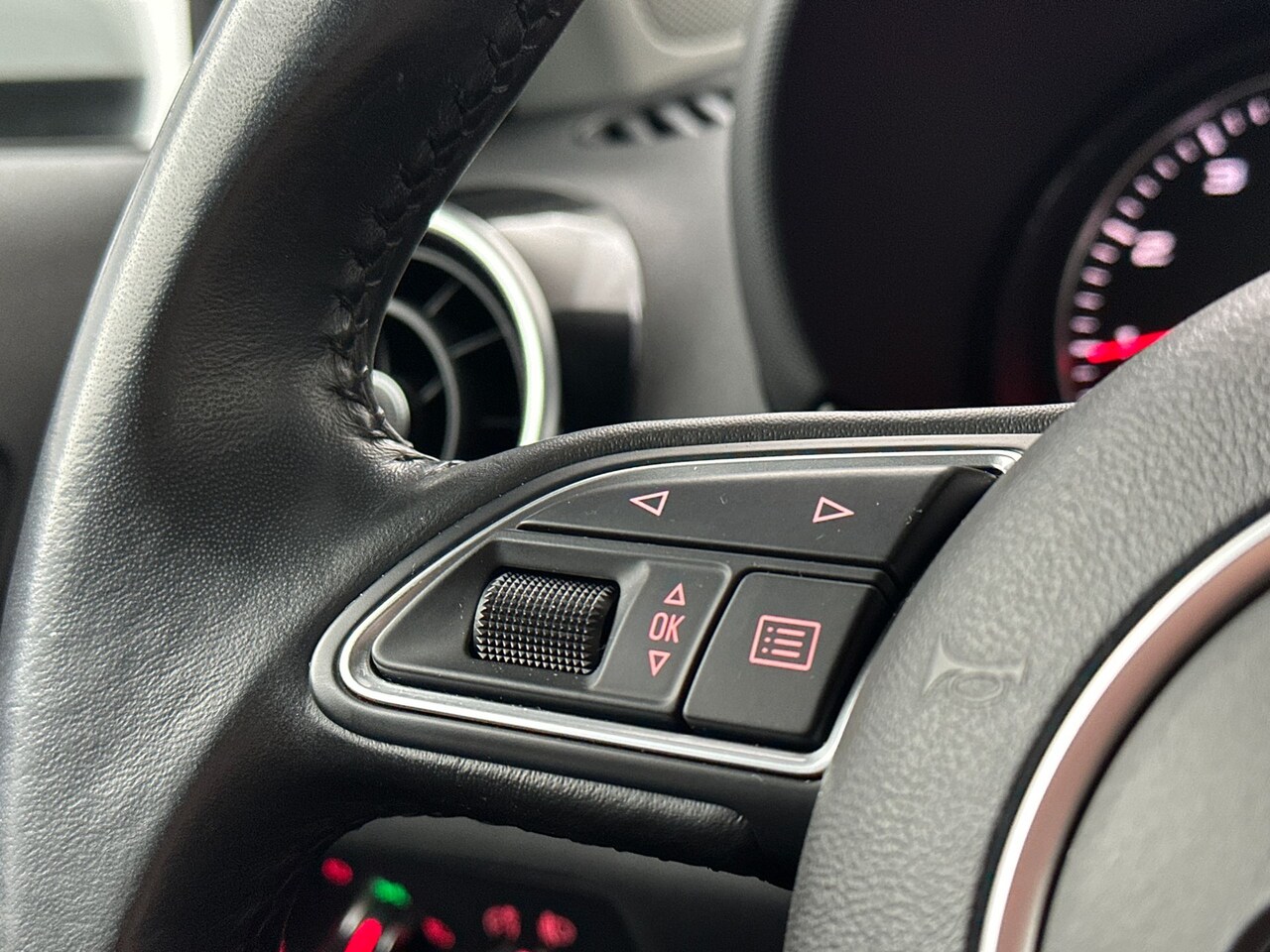 Audi A1 Sportback - 1.0 TFSI Sport Pro Line S | S-Line | Navi | Cruise Control