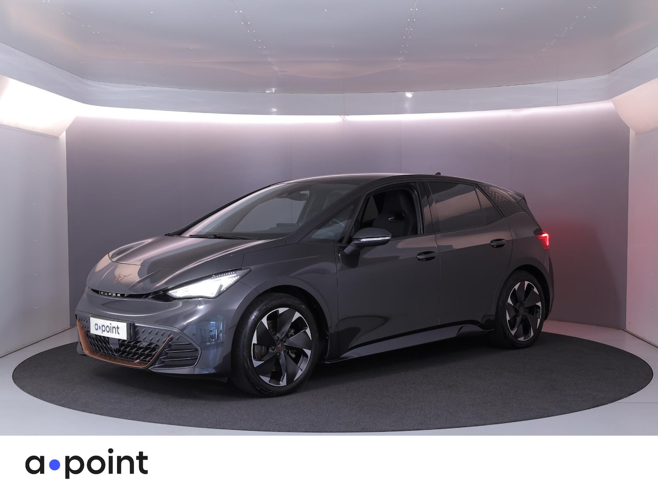 CUPRA Born - Adrenaline 62 kWh 230 pk | SOH 93,62% | Navigatie | Parkeersensoren | Achteruitrijcamera | - AutoWereld.nl