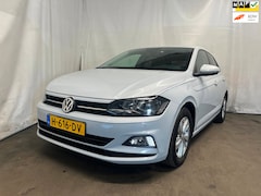 Volkswagen Polo - 1.0 TSI Highline Business R - BPM - Rechts achterschade - Schade