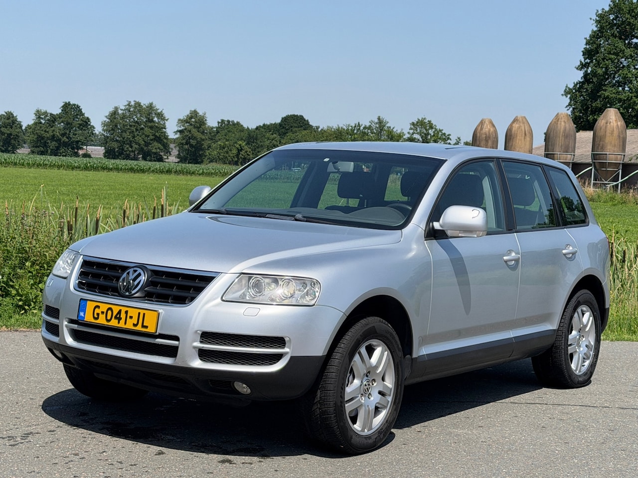 Volkswagen Touareg - 3.2 V6 | Nap | Clima | Youngtimer | Nette Auto - AutoWereld.nl
