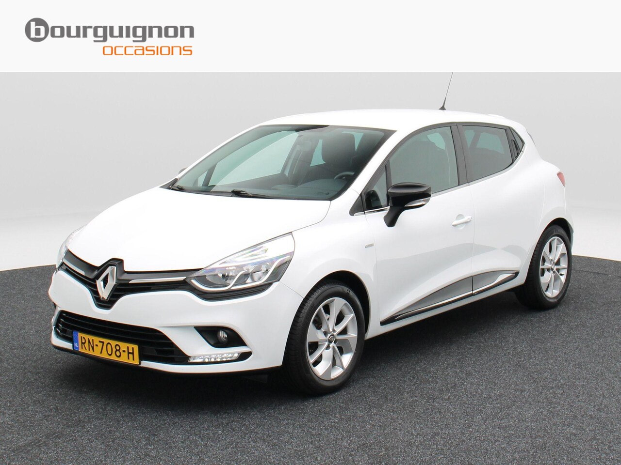 Renault Clio - 0.9 TCe Limited | Cruise Control | Airco | Parkeersensoren | Bluetooth | 16 Inch | 41.713 - AutoWereld.nl