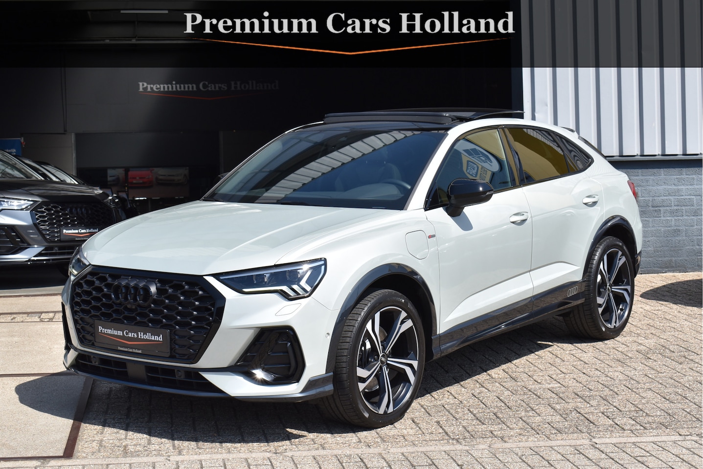 Audi Q3 Sportback - 45 TFSI e S-Line 245 Pk Tau Zilver Alle Opties Uniek - AutoWereld.nl