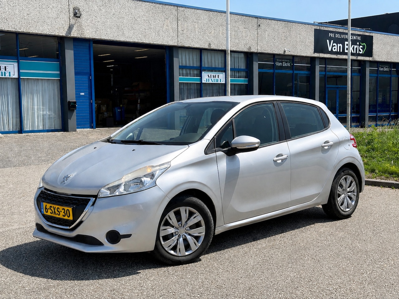 Peugeot 208 - 1.2 VTi 5-DRS 2013 IJskoude Airco Cruise BT Aux - AutoWereld.nl