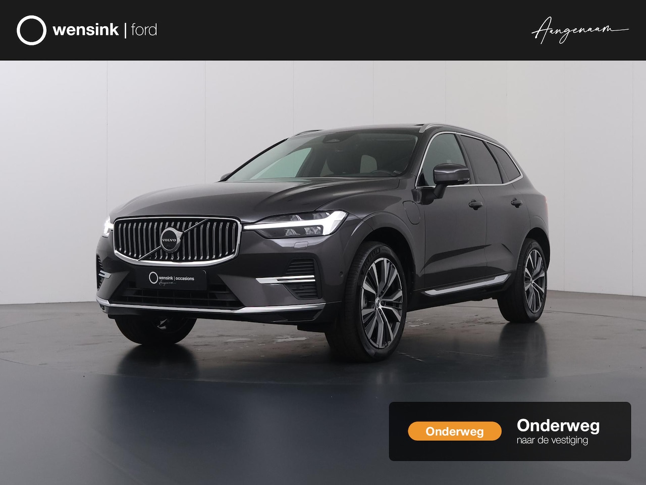 Volvo XC60 - 2.0 T8 Plug-in hybrid AWD Inscription | Panoramadak| Parkeercamera 360° | Cruise Control A - AutoWereld.nl