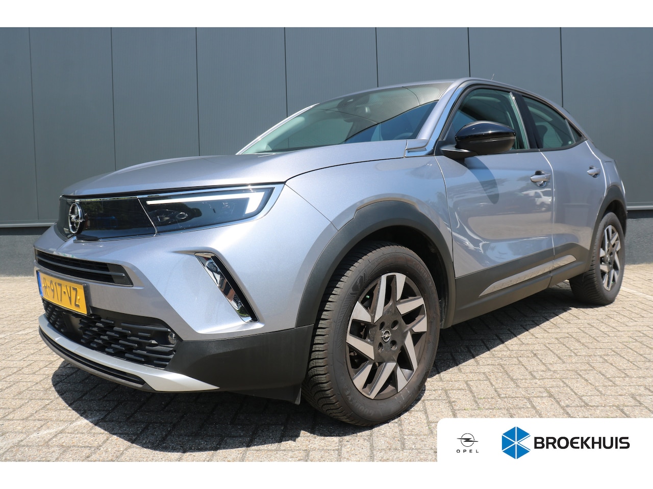 Opel Mokka - 1.2 Business Elegance | Navi | Camera | Apple Carplay/Android | Stuurwiel verwarmd | - AutoWereld.nl