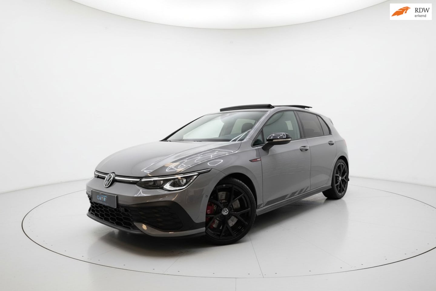 Volkswagen Golf - 8 2.0 TSI GTI CLUBSPORT PANO LEER IQ VOL - AutoWereld.nl