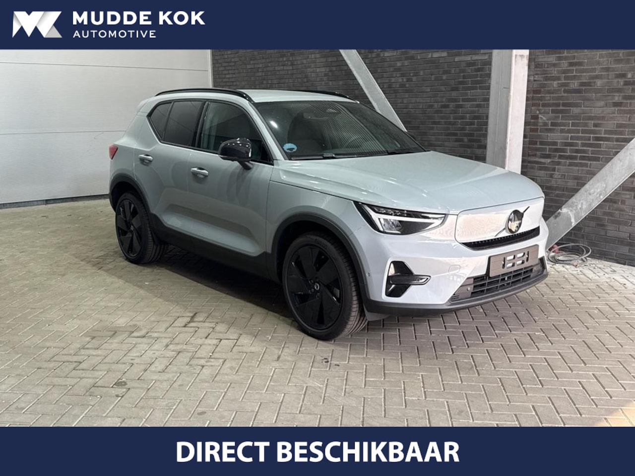 Volvo EX40 - Twin Motor Plus Black Edition 82 kWh | 409 PK! | AWD | 360° Camera | Harman/Kardon | Stoel - AutoWereld.nl