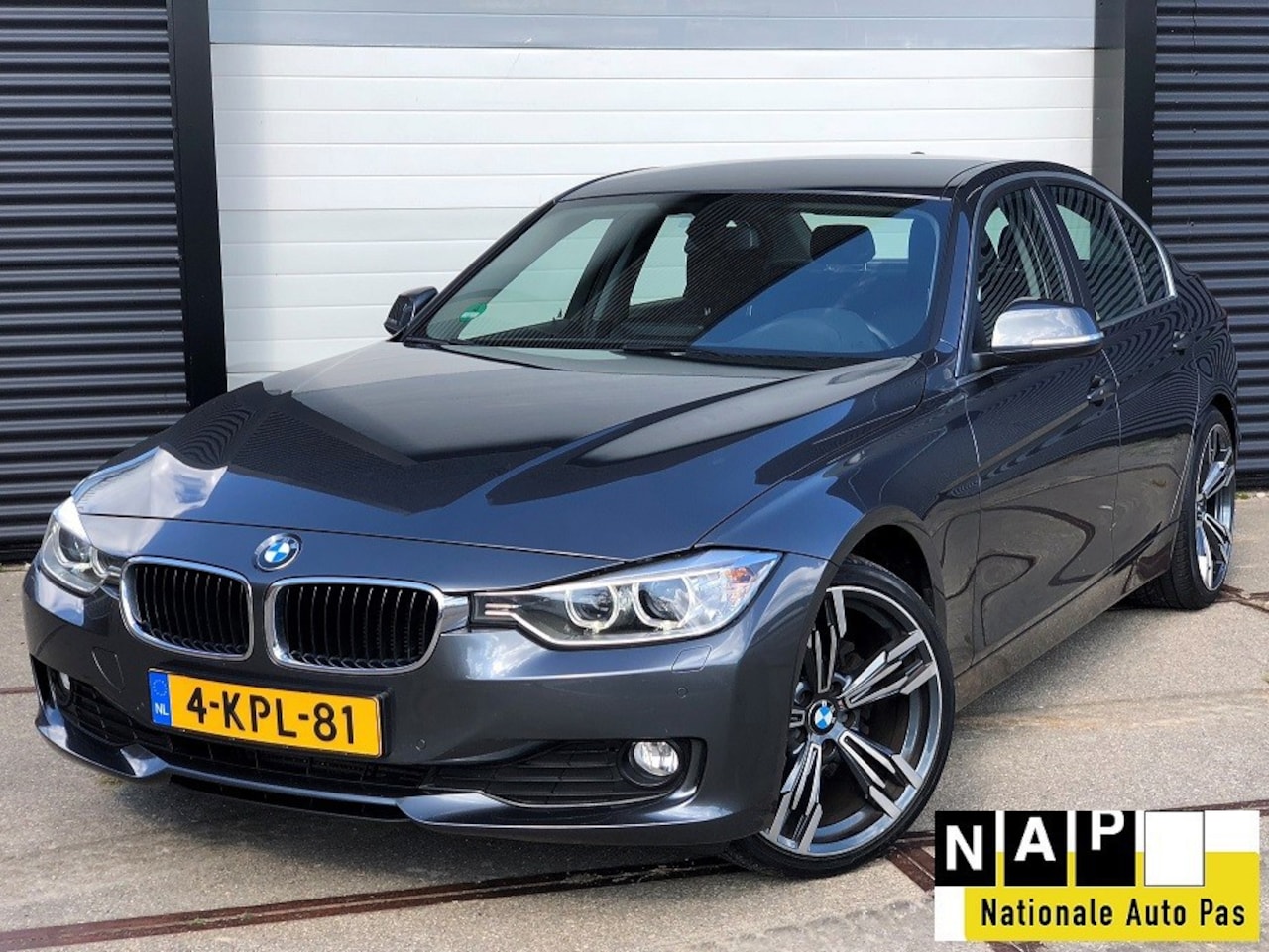 BMW 3-serie - 320d EfficientDynamics Edition Executive 320d EfficientDynamics Edition Executive - AutoWereld.nl