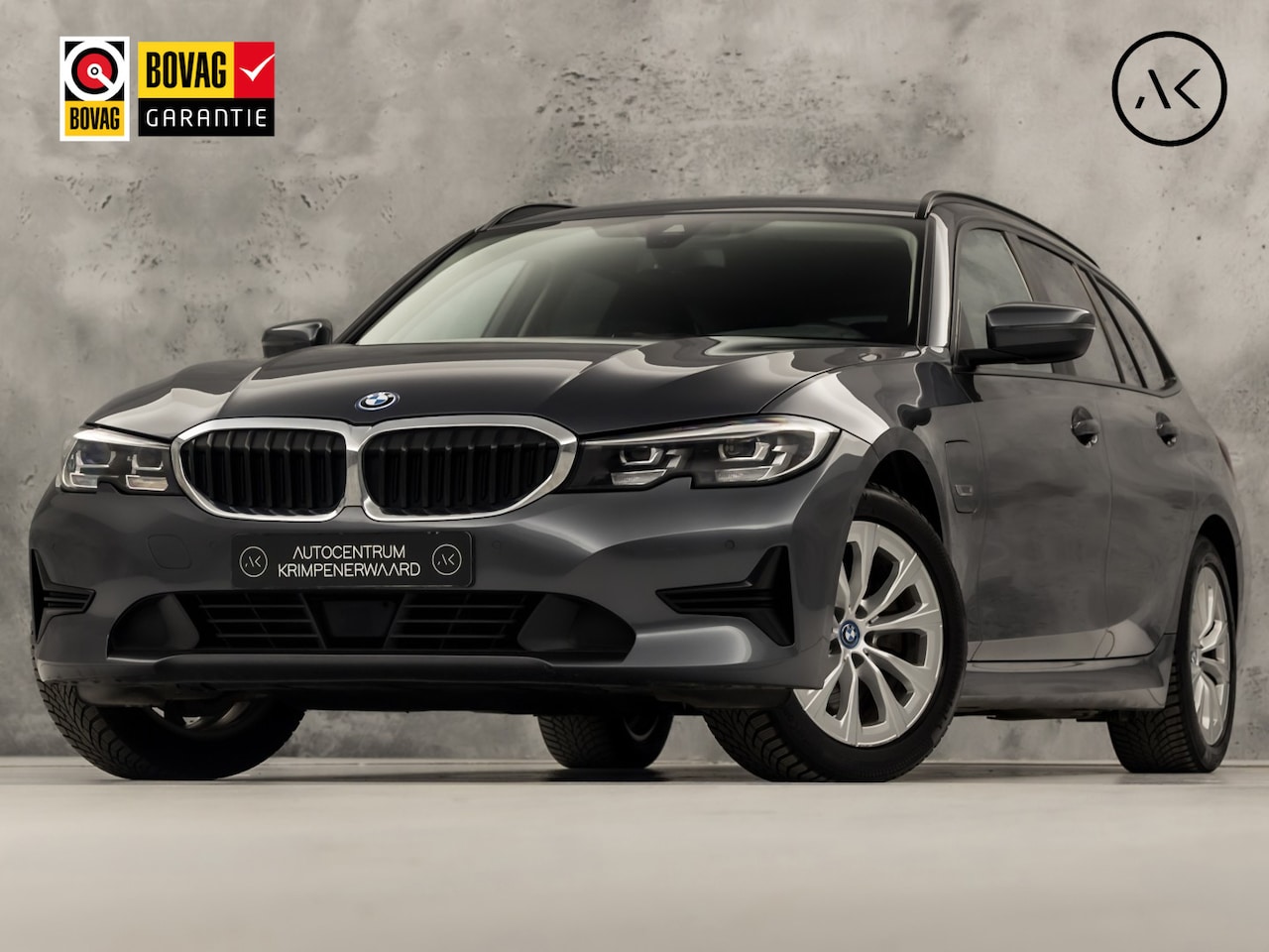 BMW 3-serie Touring - 320e High Executive 204Pk Automaat (APPLE CARPLAY, DEALER ONDERHOUDEN, GROOT NAVI, CAMERA, - AutoWereld.nl