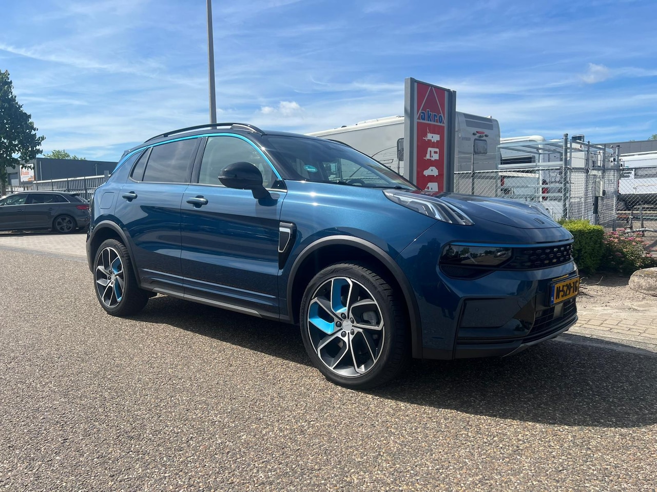 Lynk & Co 01 - 1.5 | Airco | Apple Carplay/Android Auto | NAVI Fullmap | Panorama | Camera - AutoWereld.nl
