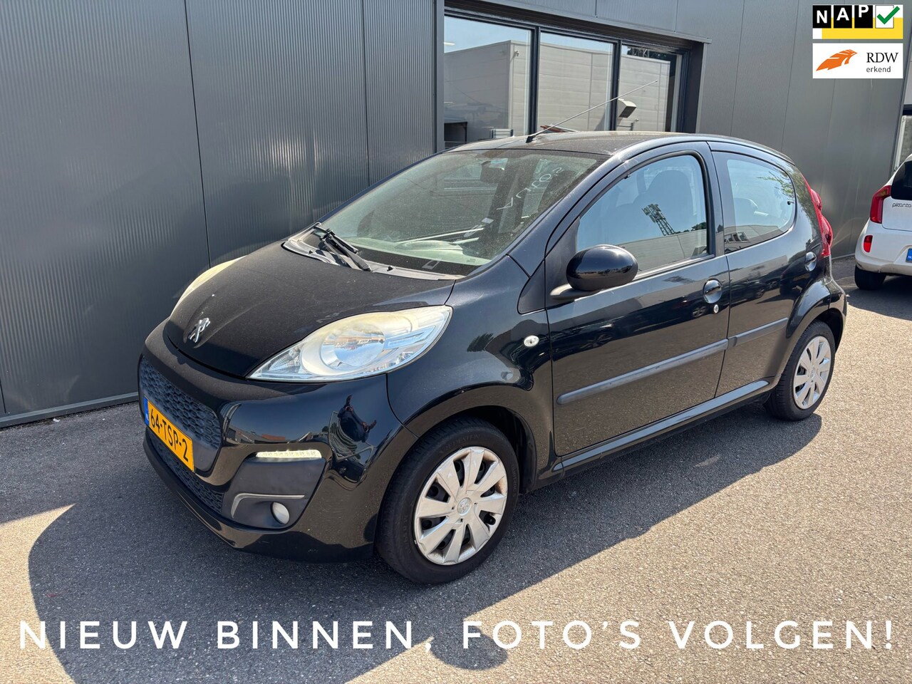 Peugeot 107 - 1.0 Active / Airco / Radio! - AutoWereld.nl