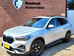 BMW X1 - XDrive25e Pano, HUD, Cam, Harman, M-stuur, Leer