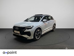 Audi Q4 e-tron - 40 Launch edition Advanced Plus 77 kWh 204pk | SOH 97, 40% | Navigatie | Panoramadak | S-l