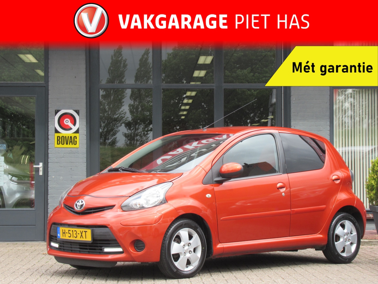 Toyota Aygo - 1.0 VVT-i Comfort Orange | Airco | Bluetooth | Zuinig | 5-Deurs | Metallic lak | LM-Velgen - AutoWereld.nl