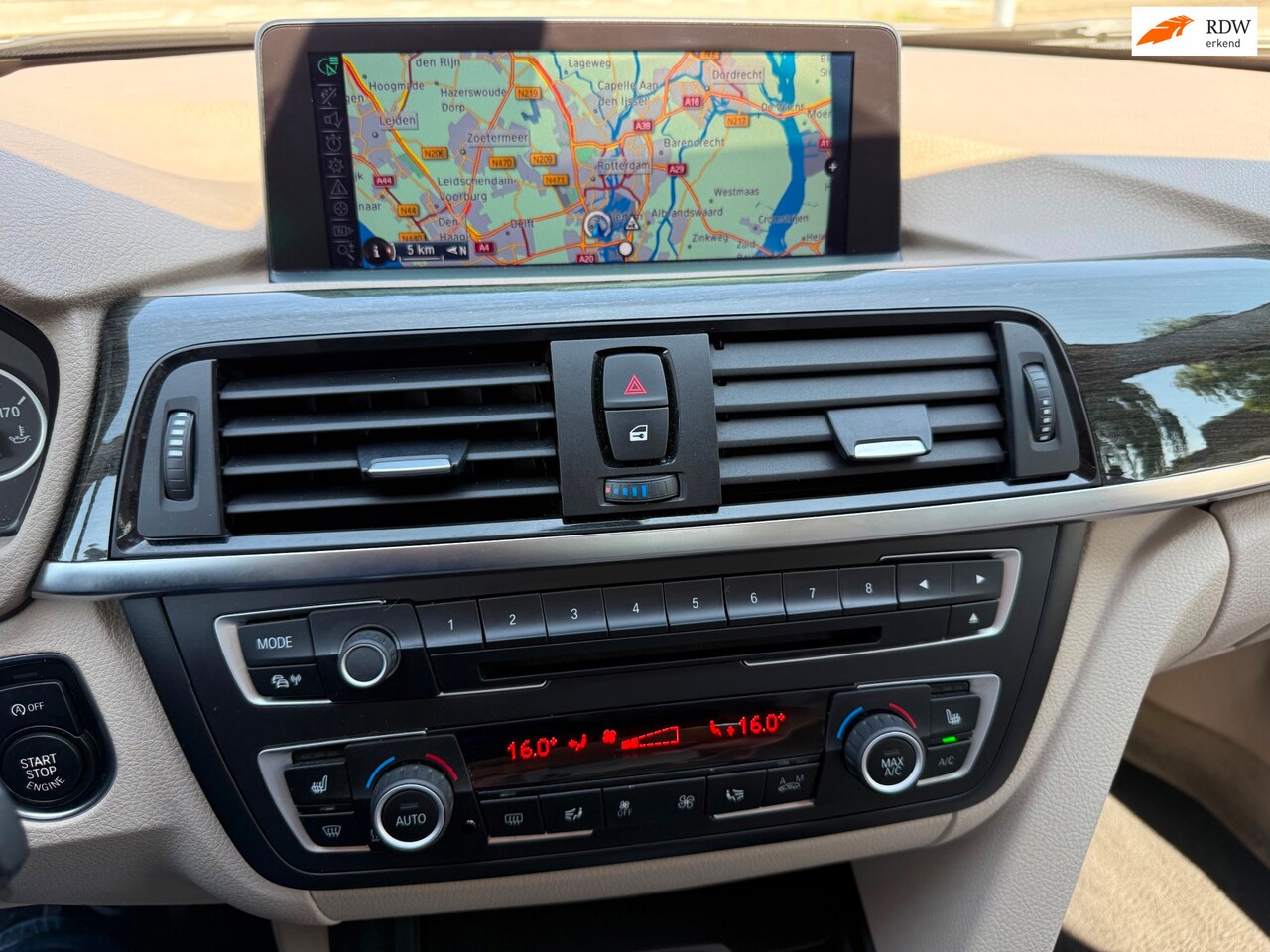 BMW 3-serie - 320i Executive Sport 320i Executive Sport - AutoWereld.nl